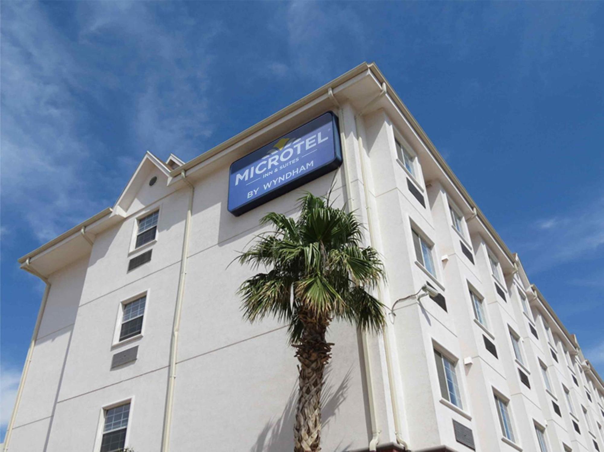 Microtel Inn And Suites By Wyndham Ciudad Juarez, Us Consulate Esterno foto