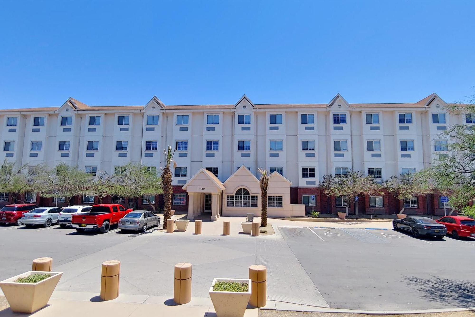 Microtel Inn And Suites By Wyndham Ciudad Juarez, Us Consulate Esterno foto