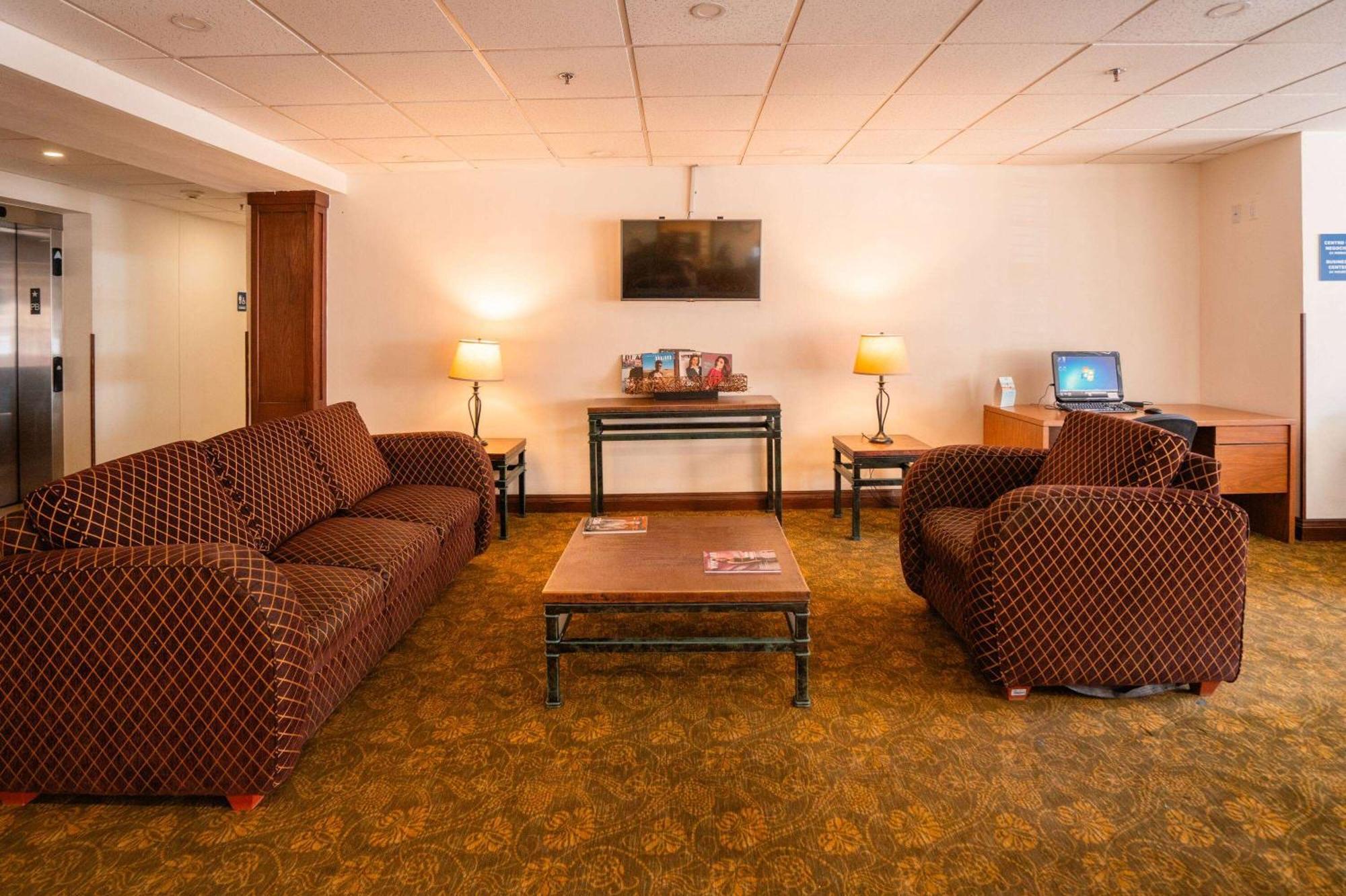 Microtel Inn And Suites By Wyndham Ciudad Juarez, Us Consulate Esterno foto